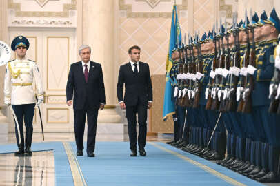 Fransa Cumhurbaşkanı Emmanuel Macron ilk kez Kazakistan'da