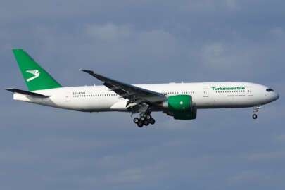 Türkmenistan, Moskova'ya uçuşları tamamen iptal etti