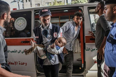 İsrail, Gazze'deki El Nasr Çocuk Hastanesi'ni vurdu