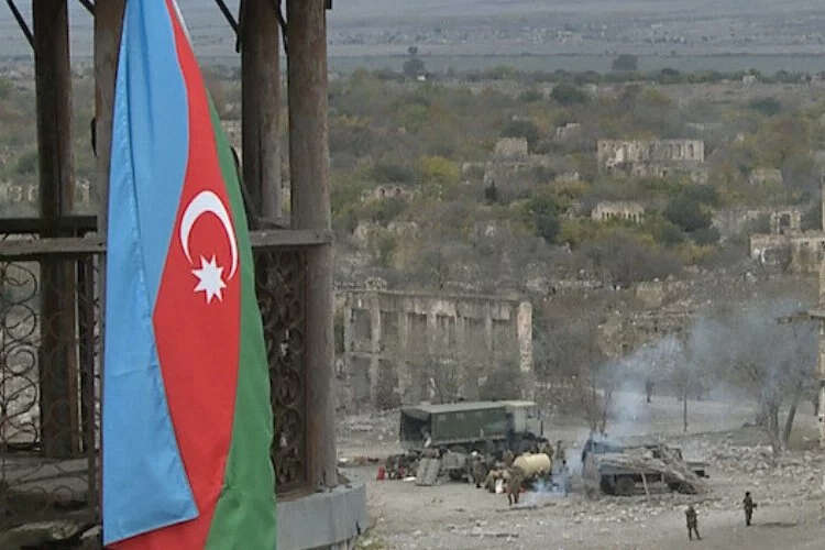 Azerbaycan, Karabağ'daki Ermeni sivillere insani koridor açtı - QHA - Kırım  Haber Ajansı