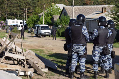 Rus işgal güçlerinden Kırım'da baskın: 3 Kırım Tatarı alıkonuldu!