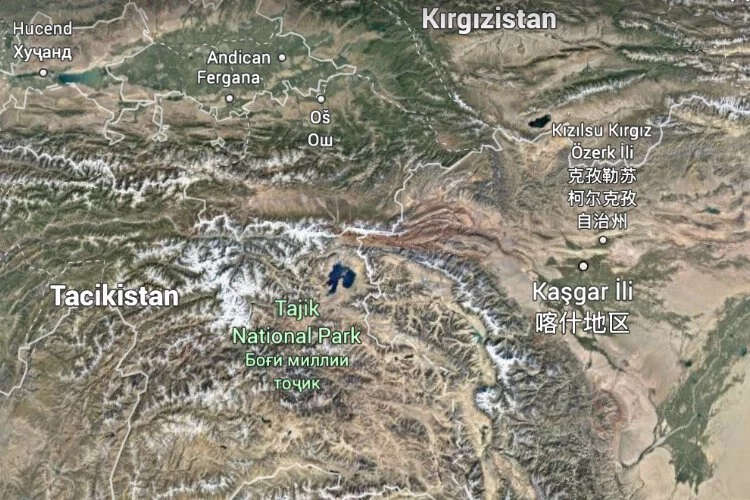 Doğu Türkistan, 7.2'lik deprem ile sarsıldı