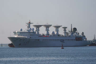 Sri Lanka, Çin gemilerinin limanlarına girişini  yasakladı