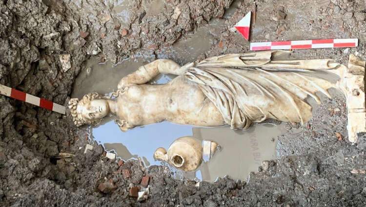Amasra’da 1.800 yıllık Aphrodite heykeli
