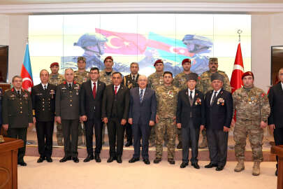Milli Savunma Bakanı Güler, Karabağ gazileri ile buluştu