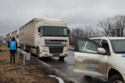 Rusya, Ukrayna’daki BM insani yardım depolarına ve araç konvoylarına saldırıyor