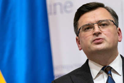 Ukrayna Dışişleri Bakanı Kuleba: Silahımız bitse bile kürekler ile savaşacağız