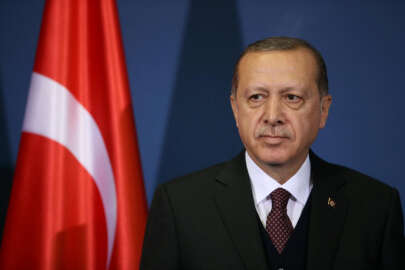 Erdoğan: Türkiye, Rusya ile Ukrayna arasında arabuluculuk arayışını sürdürüyor