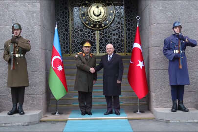 Azerbaycan Savunma Bakanı Orgeneral Zakir Hasanov Ankara'da