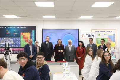 TİKA desteğiyle Arnavutluk'taki bir liseye kimya ve biyoloji laboratuvarı kuruldu