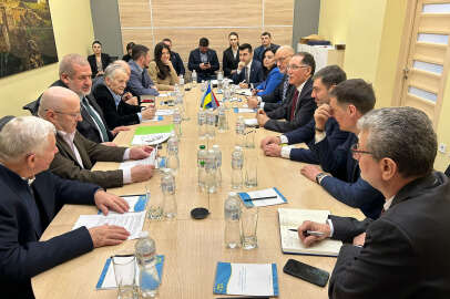 Kamu Başdenetçisi Malkoç, Kırımoğlu ve KTMM heyetiyle görüştü