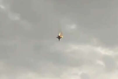 Kırım'da Rusya'ya ait savaş uçağı düştü!