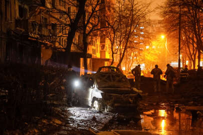Rusya'nın Ukrayna'ya yönelik hava saldırıları devam ediyor