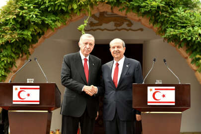 KKTC Cumhurbaşkanı Tatar ile Türkiye Cumhurbaşkanı Erdoğan bayramlaştı