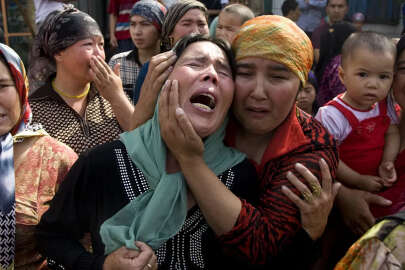 Çin'in tarlasını gasp ettiği Uygur kadın: Bize sahip çıkan yok mu?