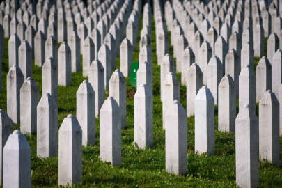 Srebrenitsa Katliamı'na ilişkin fiyasko karar!