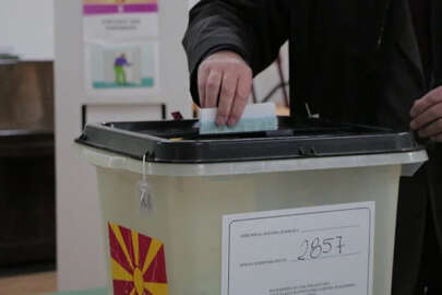 Kuzey Makedonya’da cumhurbaşkanlığı seçimi başladı