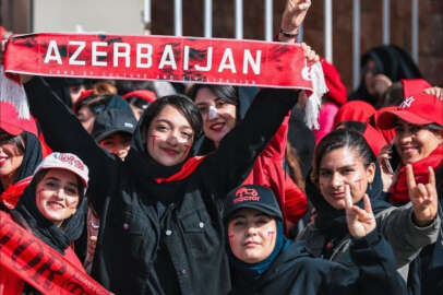 Tebriz'de kadın taraftarların stada girişi yasaklandı!