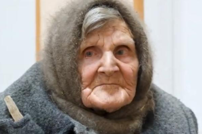 Rus işgalinden kaçan 98 yaşındaki kadın: Bombardıman altında 10 kilometre yürüdü