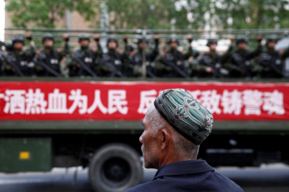 Sigara ve alkolü bırakan Uygur Türkü dini aşırılıkla suçlandı