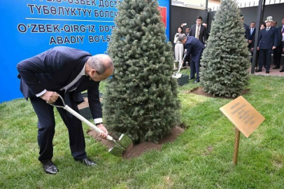 Özbek-Kırgız dostluğunu temsilen ağaç dikildi