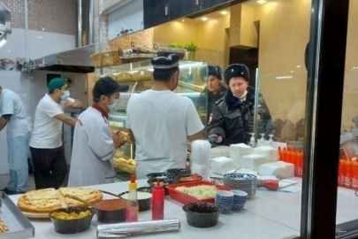Rusya'da Türk düşmanlığı sürüyor: Özbeklere ait restoranlar kapatılıyor