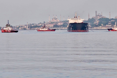 Ukrayna'dan Mısır'a giden kuru yük gemisi İstanbul Boğazı'nda arızalandı