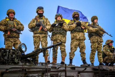 Ukrayna'daki sıkıyönetim ve seferberlik 3 ay daha uzadı