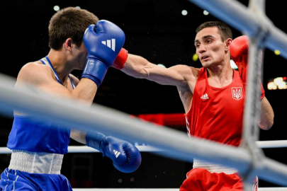 Kırım Tatar boksör Ayder Abdurayimov, Paris 2024 Olimpiyat Oyunları'na gidecek