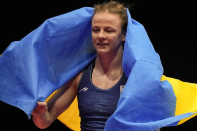 Ukraynalı güreşçi İrına Kolyadenko, 2024 Olimpiyat finalinde Japon rakibine mağlup oldu