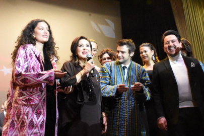 Türkan Şoray'a Özbekistan'da Sinema Onur Ödülü takdimi