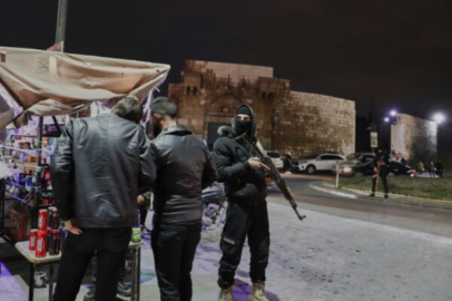 Devrik Esed yanlısı güçler, Şam askerlerine saldırdı!