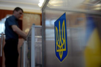 Ukrayna seçim hazırlığı iddialarını yalanladı