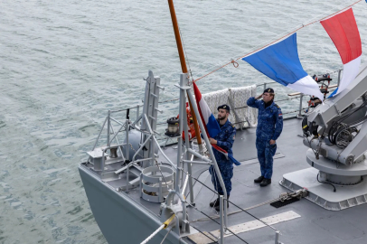 Hollanda ve Belçika, Ukrayna'ya mayın avcısı teslim etti