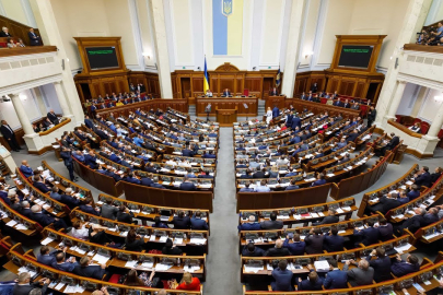 Ukrayna'da kabine değişikliği: Şmıhal ve kabinesi görevden alındı