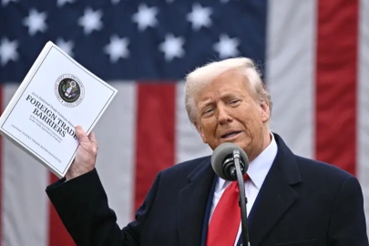 Trump’tan Rus petrolünü satın alan ülkelere vergi planı