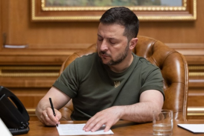 Zelenskıy'dan yeni yaptırım kararı: Ukrayna karşıtı propaganda yayan kişiler kara listeye alındı