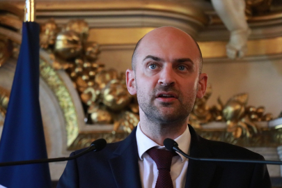 Fransa Dışişleri Bakanı: Putin'in samimiyetsizliğini ortaya koyan müzakereleri hatırlıyoruz