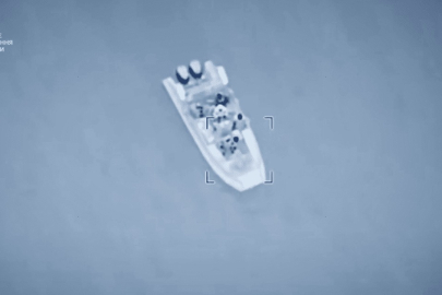 Ukrayna'dan Karadeniz'de operasyon: Rus botu imha edildi