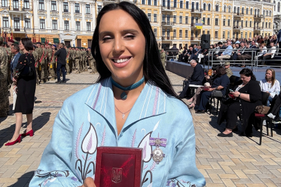 Kırım Tatar şarkıcı Camala, 3. Derece Prenses Olha Nişanı ile ödüllendirildi