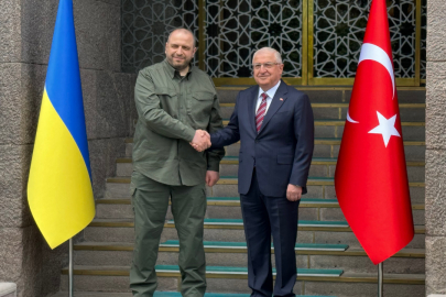 Umerov, Bakan Güler ile bir araya geldi