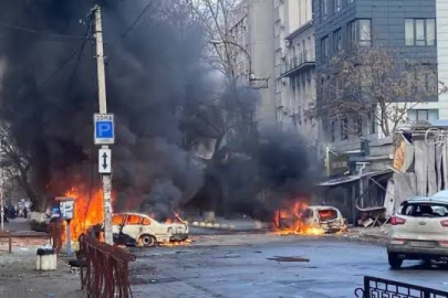 Rusya Herson’da sivil ve kritik altyapıyı hedef aldı