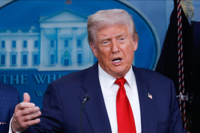 Trump'tan Putin'e uyarı: Rusya barışa yanaşmazsa yeni adımlar atacağız