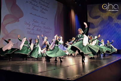 29. Uluslararası Türk Tatar Millî Kıyafet, Halk Oyunları ve Türküler Festivali sahne gösterileri ile sona erdi