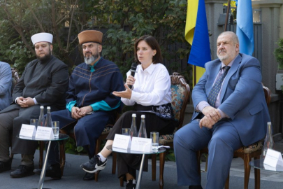 Kıyiv'de Kırım gündemi: Rusya'nın baskı politikaları ele alındı