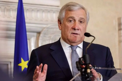 İtalya Dışişleri Bakanı: Putin'in müzakere masasına oturması için baskı şart!