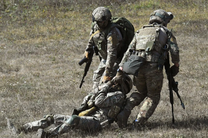 Rusya, askerlerini cephede tutamıyor: Firarlara karşı timler kuruldu!