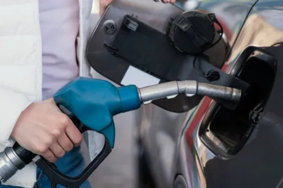 İşgalciler Kırım'da benzin satışını kısıtladı