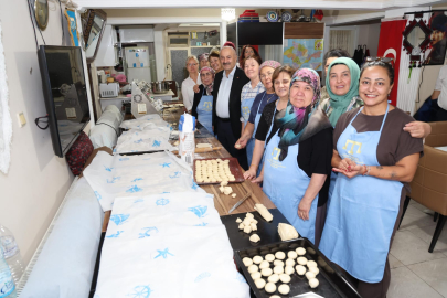 Kırım Derneği Gebze Şubesi geleneksel lezzeti unutturmadı: Çibörek Günü yoğun ilgi gördü