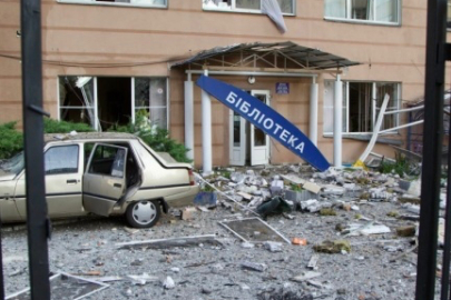 Rusya Ukrayna'nın tarihini ve kimliğini hedef alıyor: Saldırılarda 770 kütüphane vuruldu!